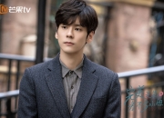 英雄联盟总决赛-掌舵沉船与加冕新王，决定历史的，从不是时间而是那个人