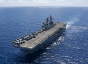 英雄联盟总决赛2025-沉默的绞杀，伦纳德筑起多伦多钢铁防线，尼克斯在窒息中沉没