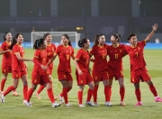 英雄联盟总决赛2025-关于女足大胜，锁定小组头名晋级淘汰赛的信息