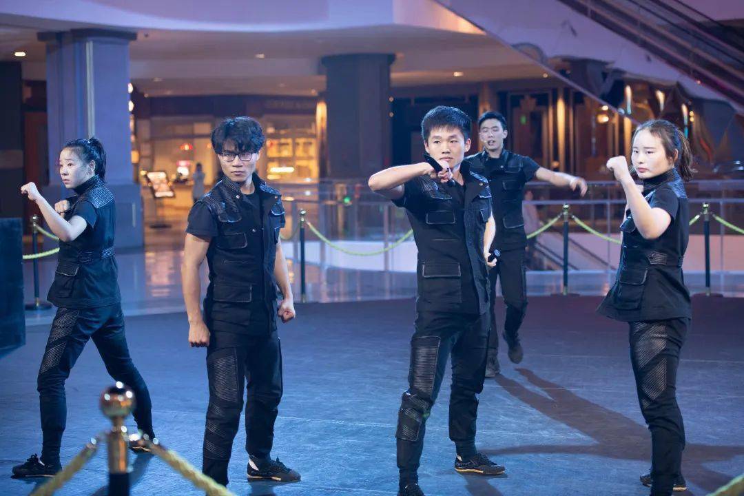 爵士队控卫梦幻表演，引领球队胜利的简单介绍