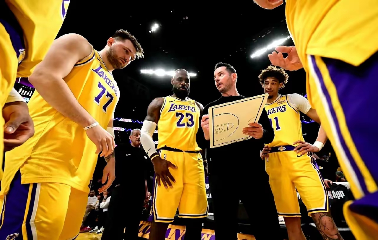 包含突破封盖,湖人力赢火箭晋级总决赛战东部王者的词条 包含突破封盖,湖人力赢火箭晋级总决赛战东部王者的词条