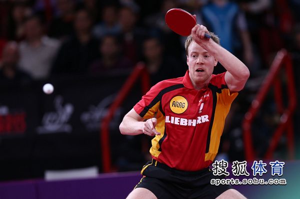 法国队横扫日本队,奥恰洛夫点燃赛场 法国队横扫日本队,奥恰洛夫点燃赛场