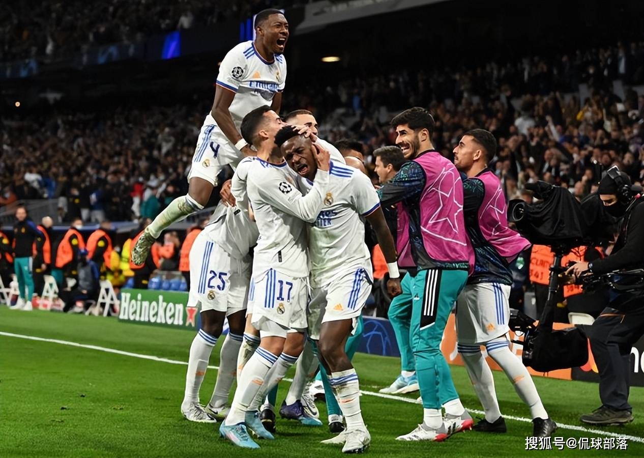 勒沃库森翻盘皇马，奥亚尔萨瓦尔关键制胜