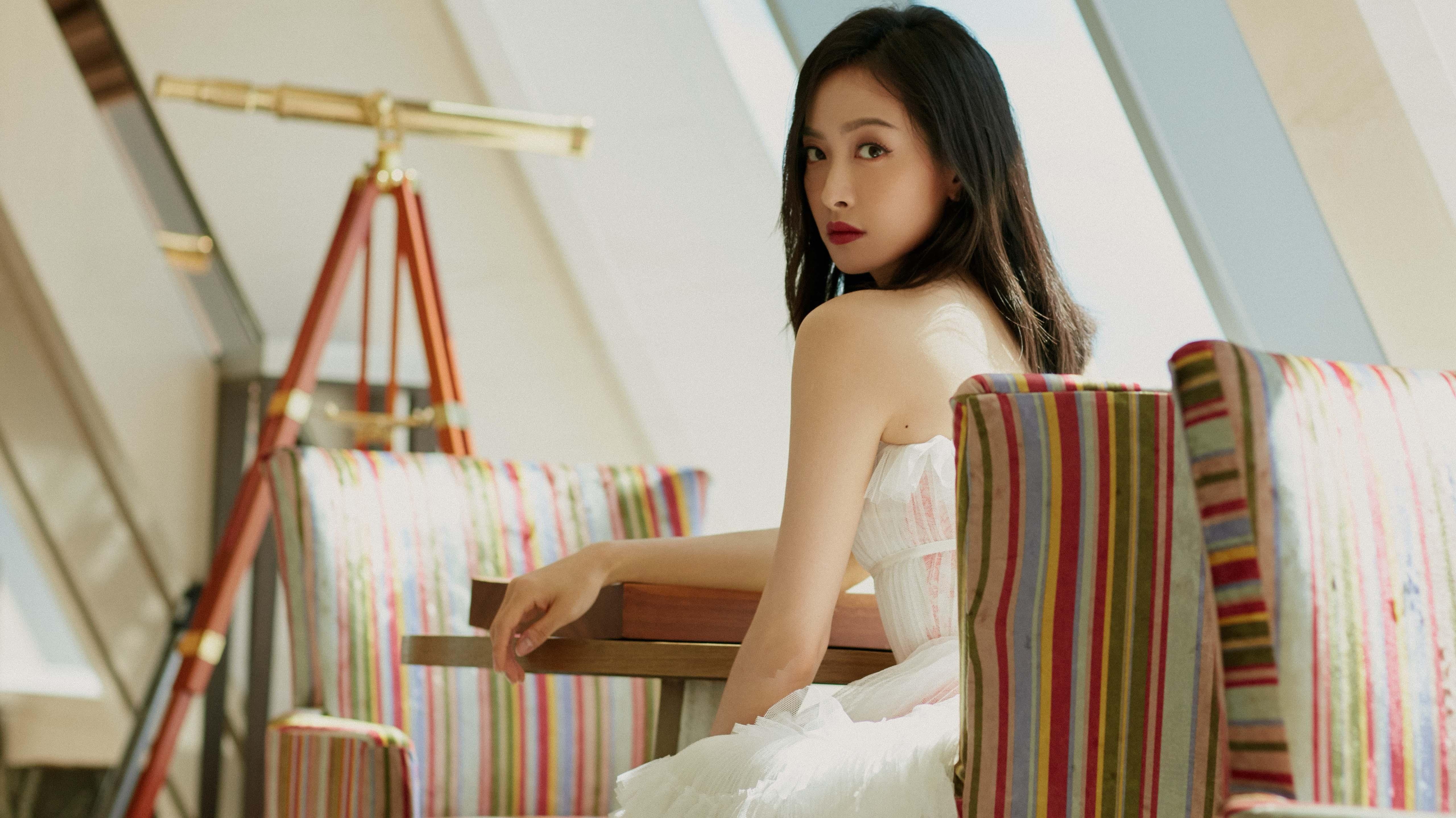 雪糕筒上的狂欢—当帕尔默踩碎芬兰飞人的影子