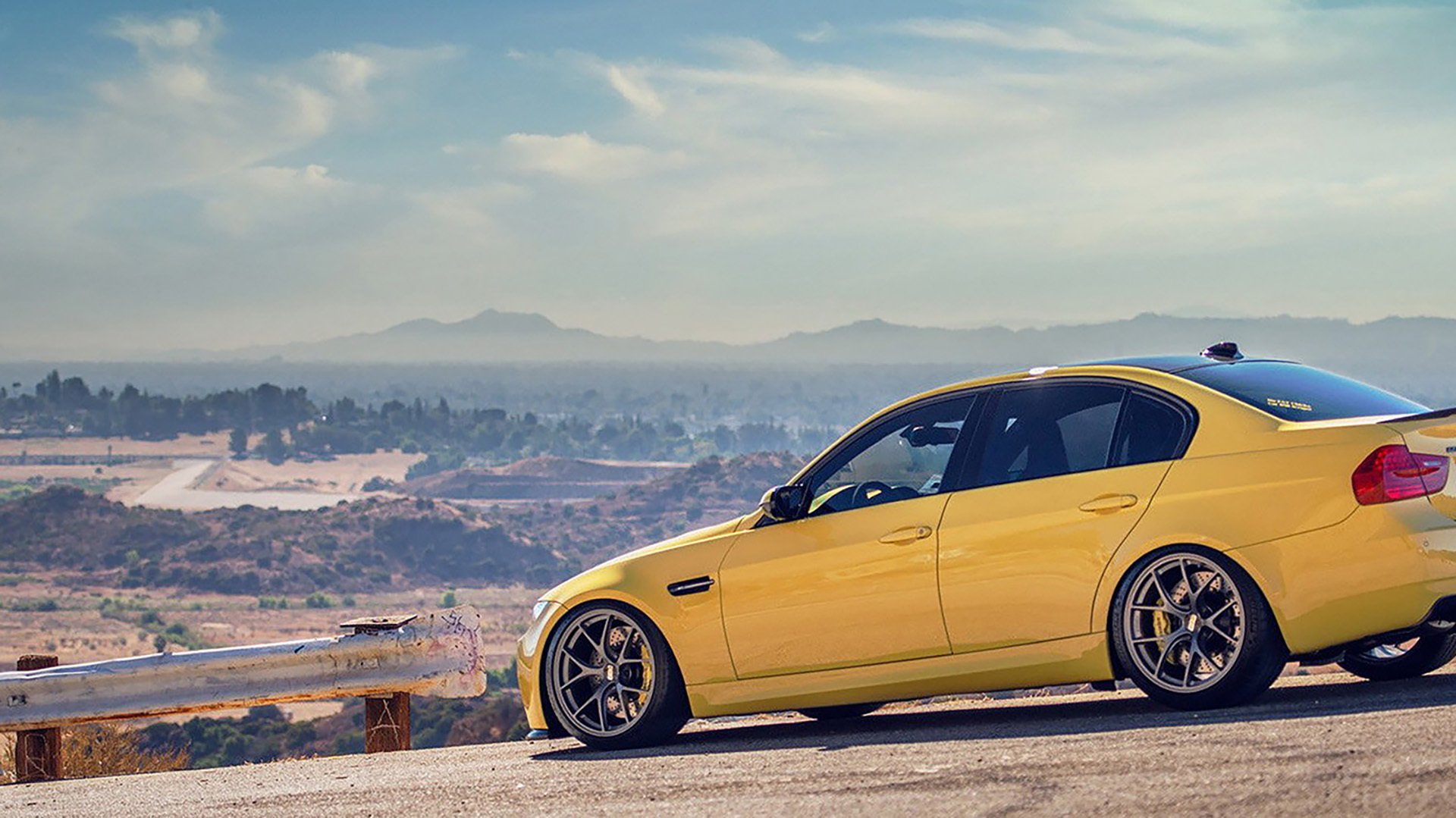 绿茵无疆界，当厄瓜多尔的高原雄鹰与埃及的法老军团，在精神欧冠的巅峰对决