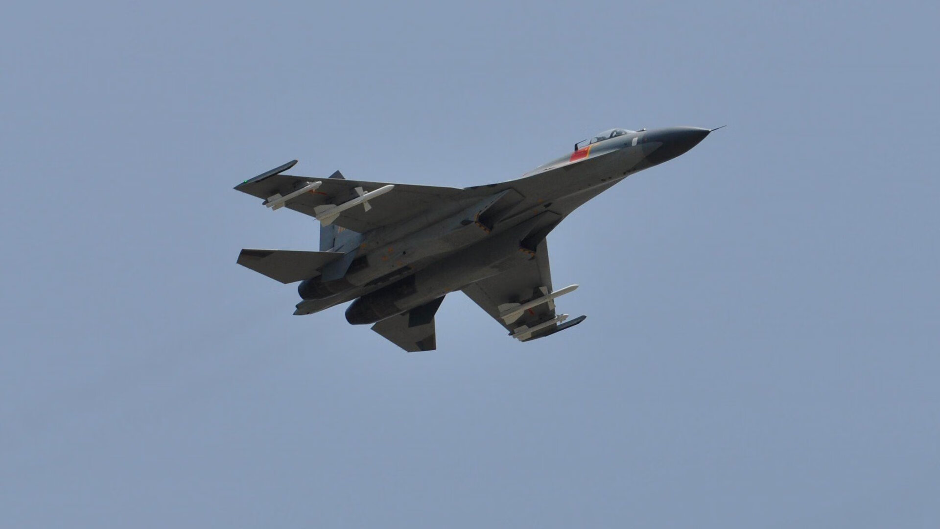 蓝色峡谷 vs 红色狂潮，德罗赞用一记中投冻结高原