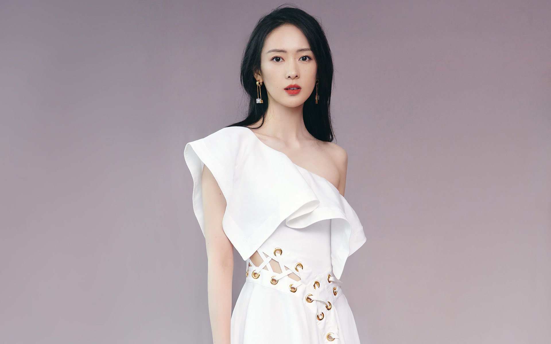 勇士的钢铁残骸中站起,布伦森在世界战场上接管游戏