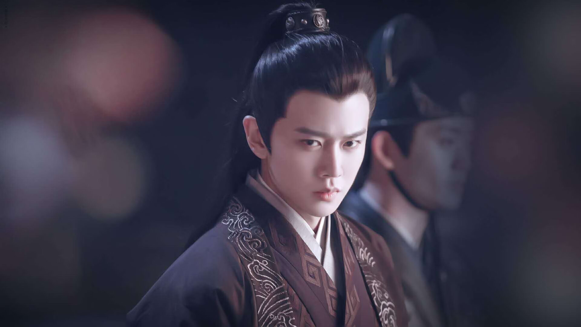 霍勒迪关键时刻定乾坤，尼克斯单节发力击溃新疆