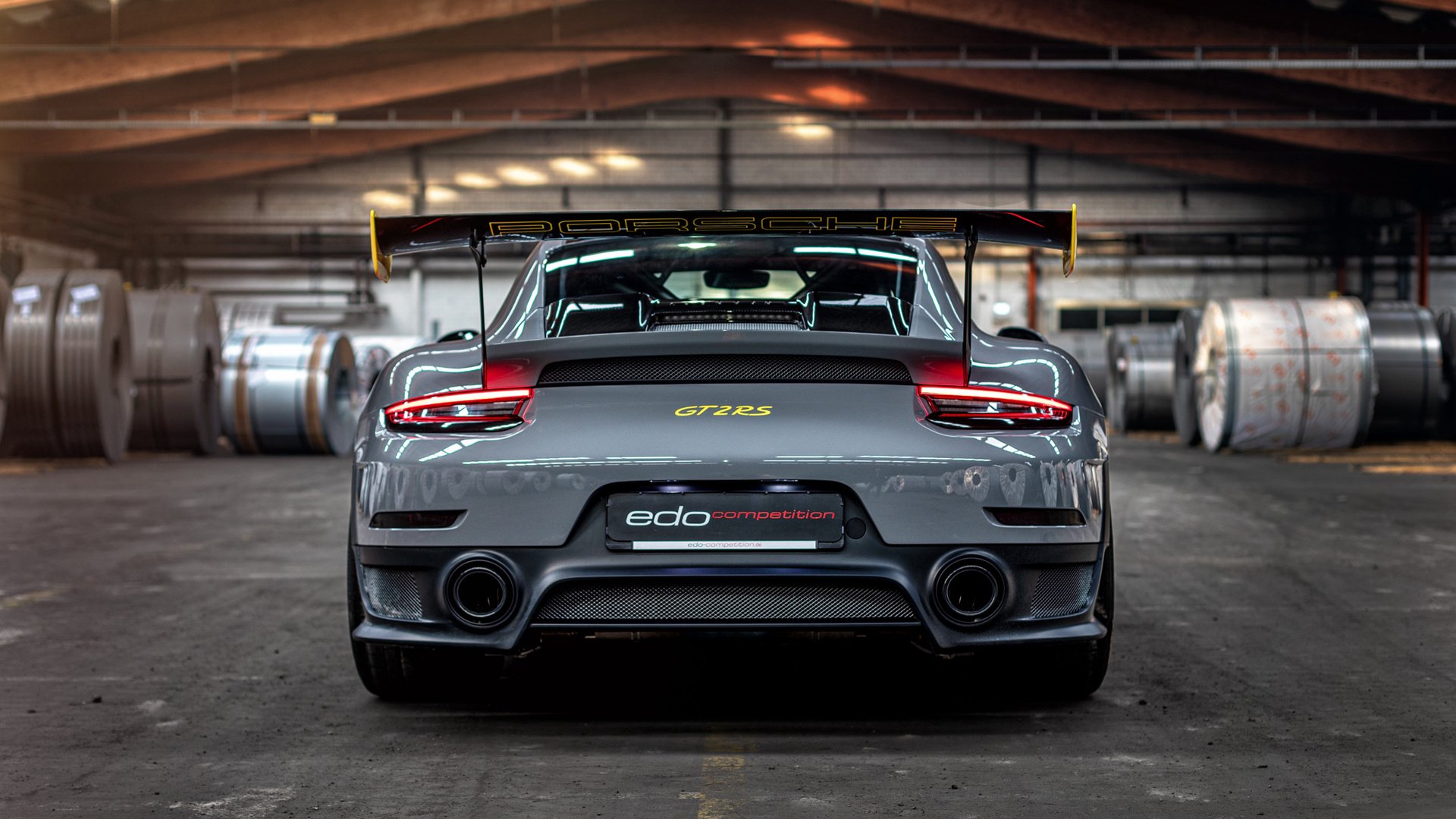 地球的罗德里，冰岛用火山与冰川的永恒对峙，为多特蒙德上一堂关于稳定输出的终极哲学课