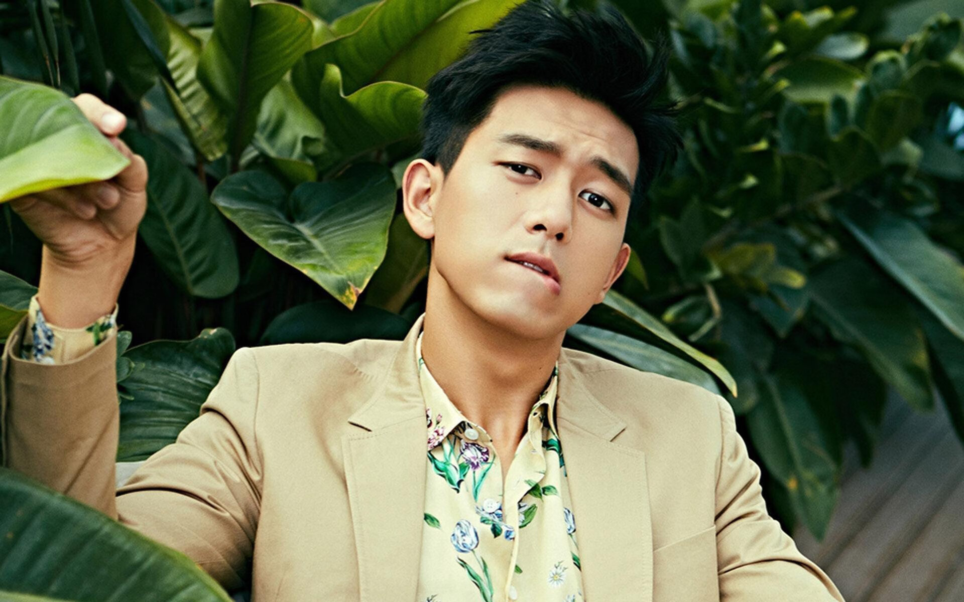 防守的艺术,当福登用突刺终结悬念,日本用锁链扼杀呼吸