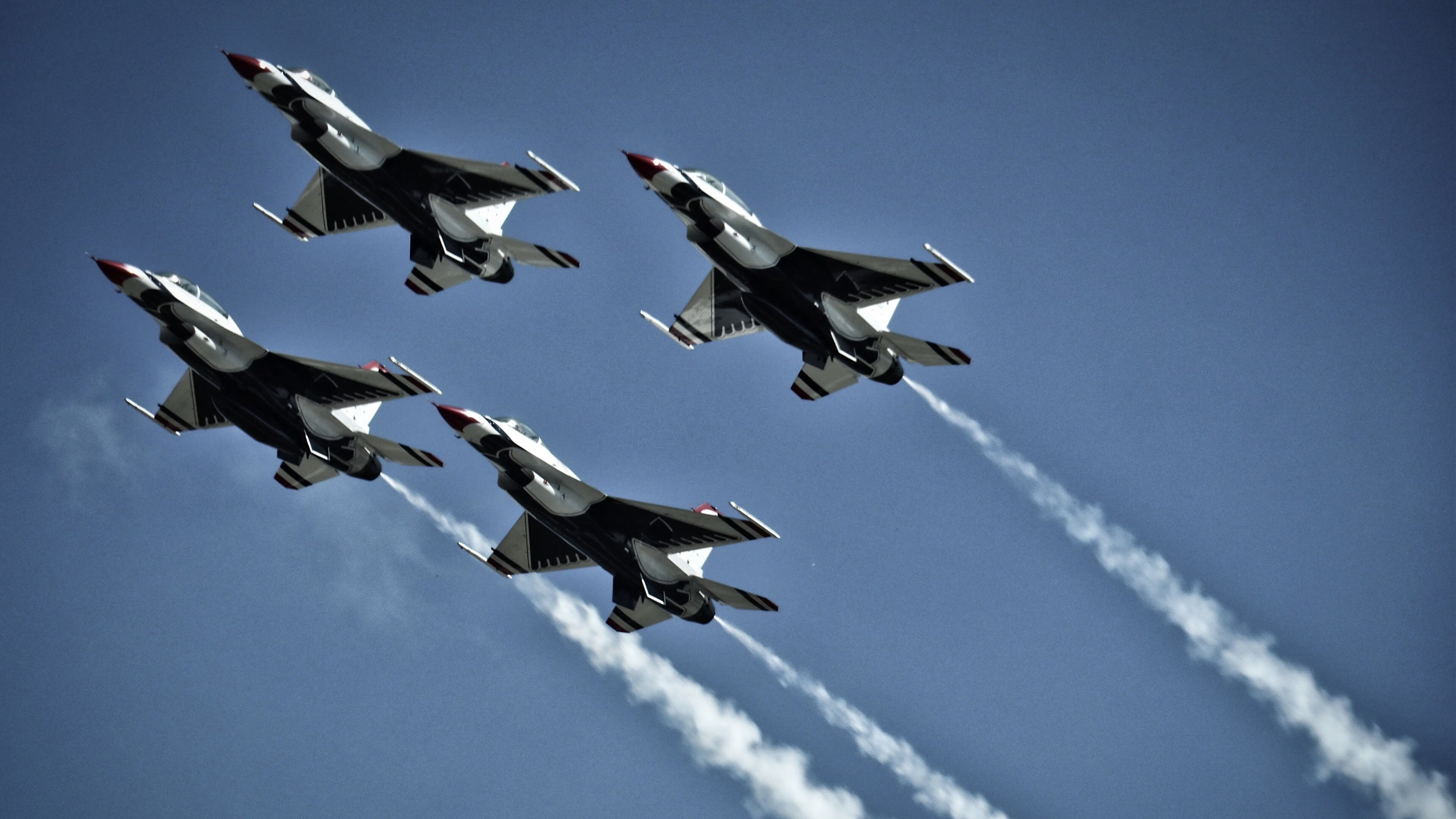 关键先生！米切尔抢断绝杀，只手终结魔术悬念